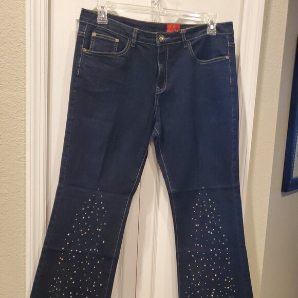 Women's V CHRISTINA Rhinestone Embellished Jeans Size 12  Mid Rise Slight Flare - Picture 1 of 7